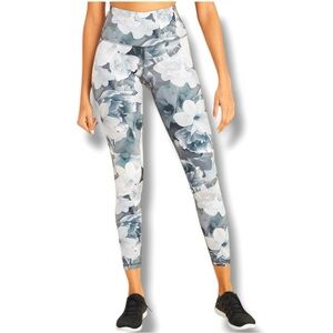 Old Navy Size L Elevate 7/8 Length High-Rise Floral Compression Go-Dry Leggings